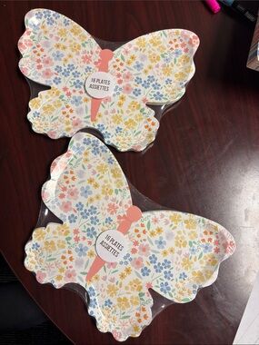 Meri Meri White Butterfly Paper Plates